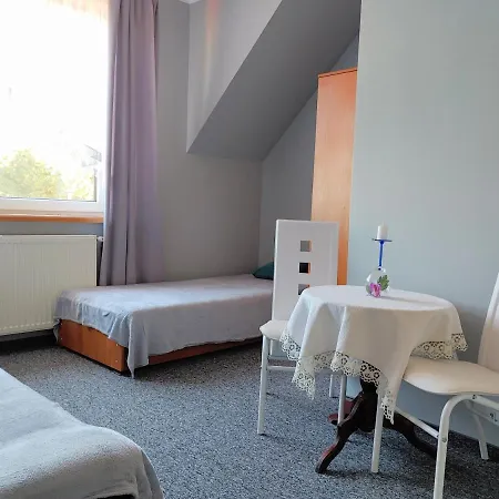 Wczasypustkowo Quarto em Acomodações Particulares Pustkowo
